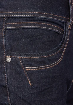 Slim fit jeans