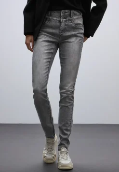 Slim Fit jeans