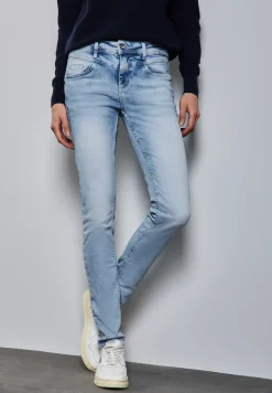 Slim Fit jeans