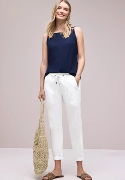 Slim legs broek in een lichtgewicht stof