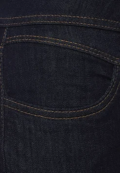 Slim-fit denim