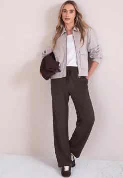 Straight Legs
