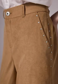 Straight Legs broek met klinknagels