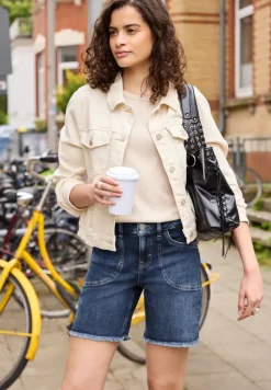 Straight Legs denim shorts in een casual pasvorm