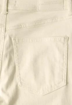 Straight Legs jeans