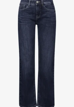 Straight Legs jeans