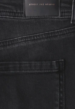 Straight Legs jeans