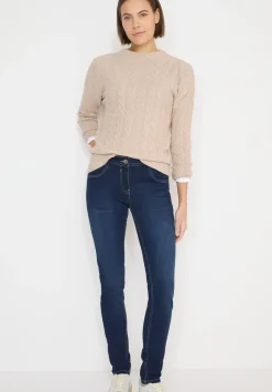Straight Legs jeans