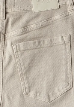 Straight Legs jeans