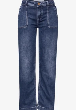 Straight Legs jeans