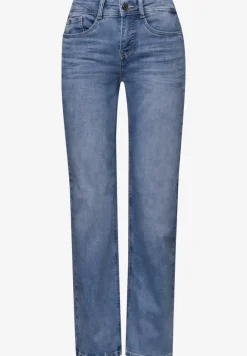 Straight Legs jeans