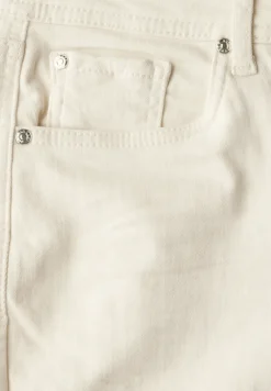 Straight Legs jeans