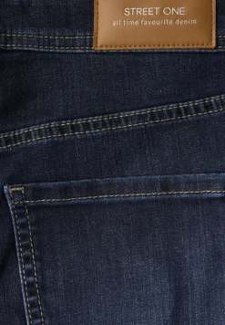 Straight Legs jeans