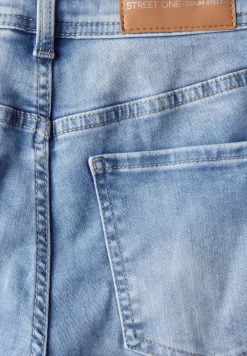 Straight Legs jeans