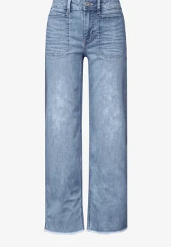 Straight Legs jeans