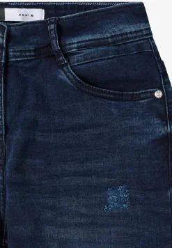 Straight Legs jeans