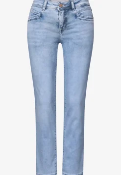Straight Legs jeans