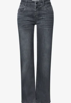 Straight Legs jeans
