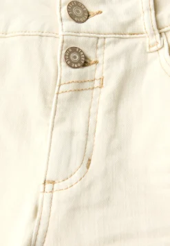 Straight Legs jeans