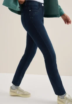 Straight Legs jeans