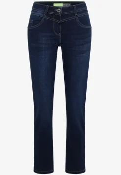 Straight Legs jeans