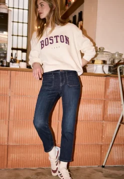 Straight Legs jeans