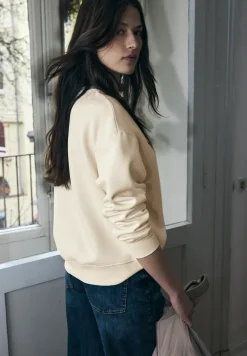 Sweater Loose Fit