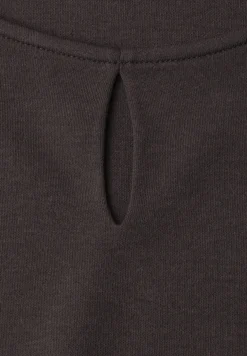 Top met ronde hals en uitgesneden detail