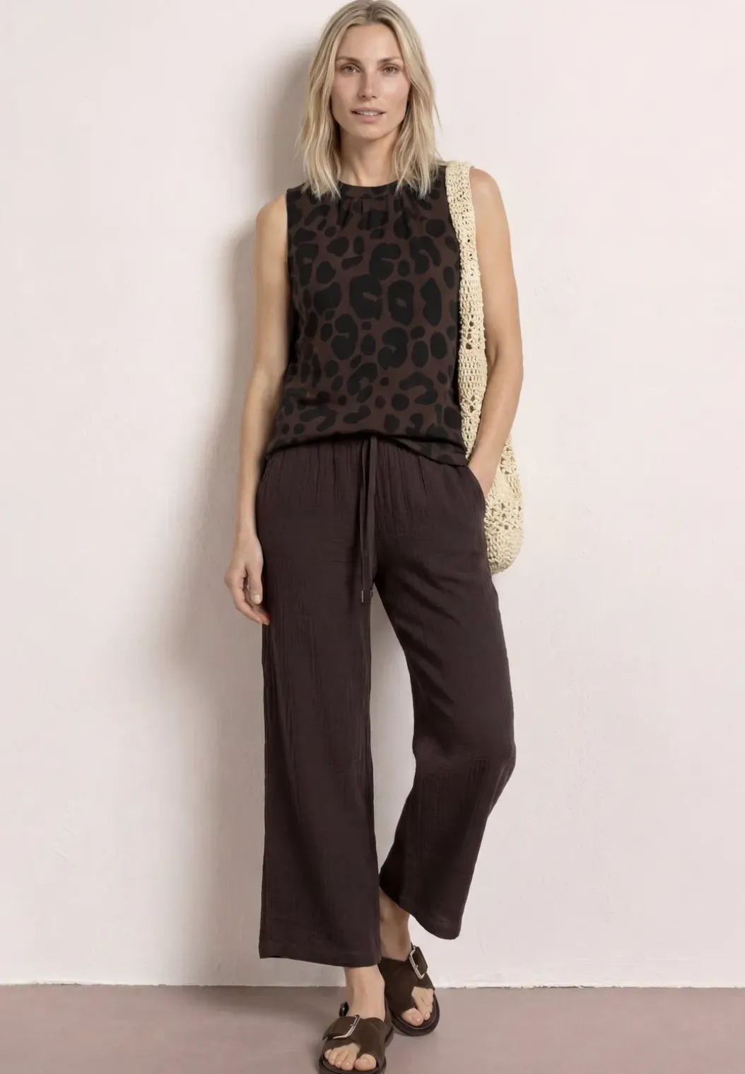 Top met ronde hals en zebraprint