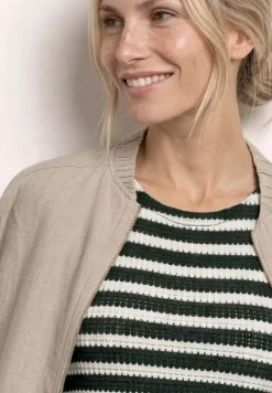 Top met strepen in een gebreide look