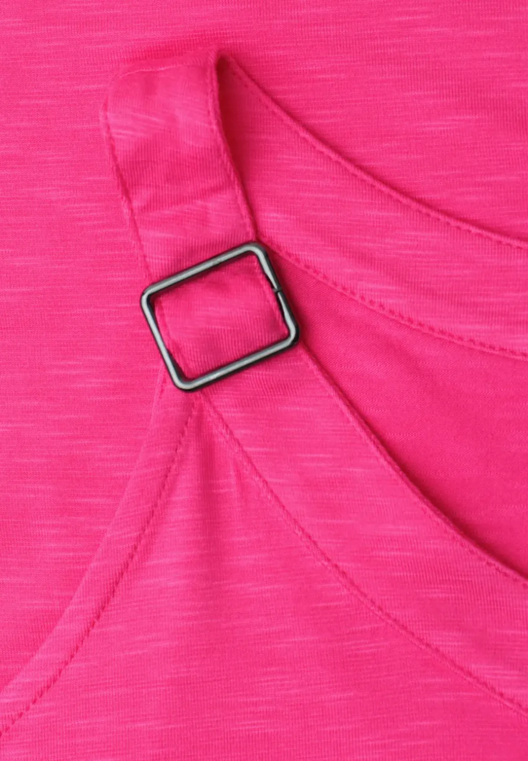 Top met V-hals en decoratief detail