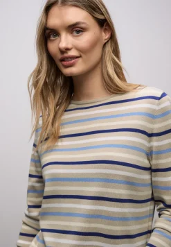 Trui met strepen