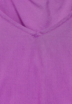 T-shirt blouse