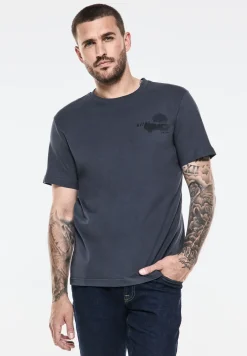 T-Shirt mit Chestprint