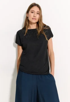 T-shirt met borduurwerk