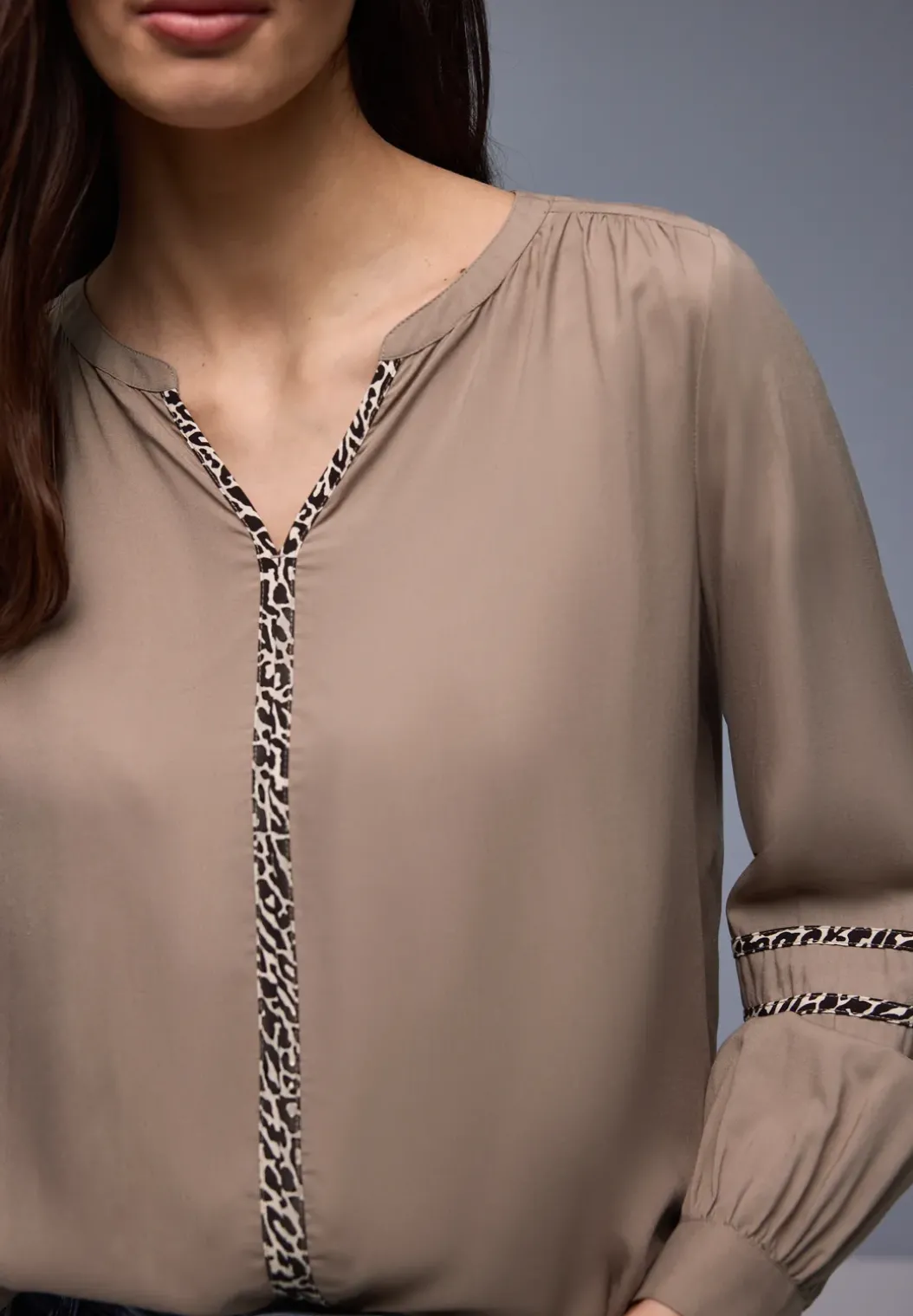 Tuniek met tapedetails