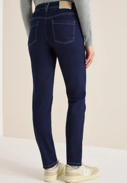 Uitgerolde casual jeans