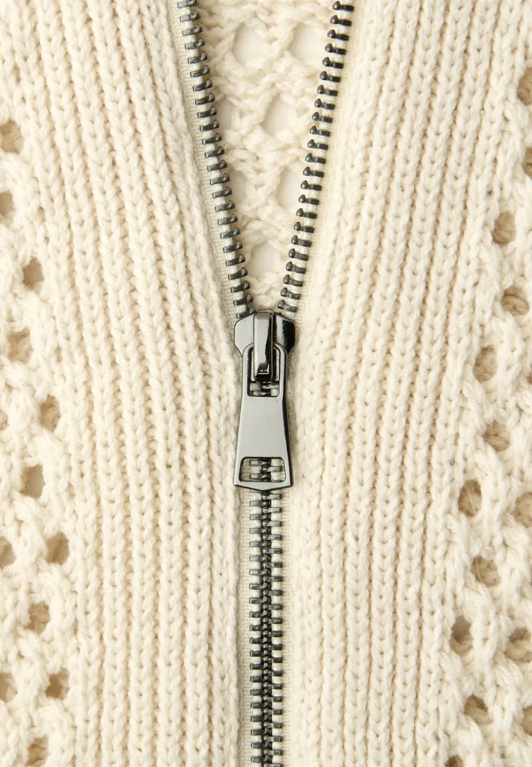 Vest met ronde hals en ritssluiting