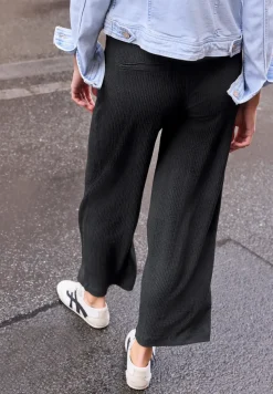 Wide Legs broek in crinkle crashstructuur