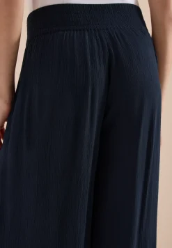 Wide Legs broek met crêpe structuur