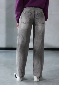 Wide Legs Jeans