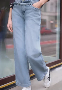 Wide Legs Jeans