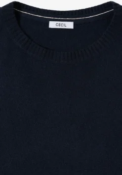 Zachte trui in effen kleur